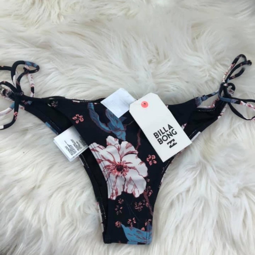 Bikini bottoms